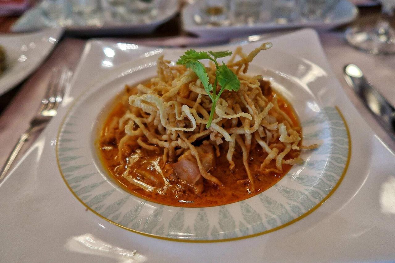 Khao Soi Chronicles: Northern Thai Noodle Curry Soup